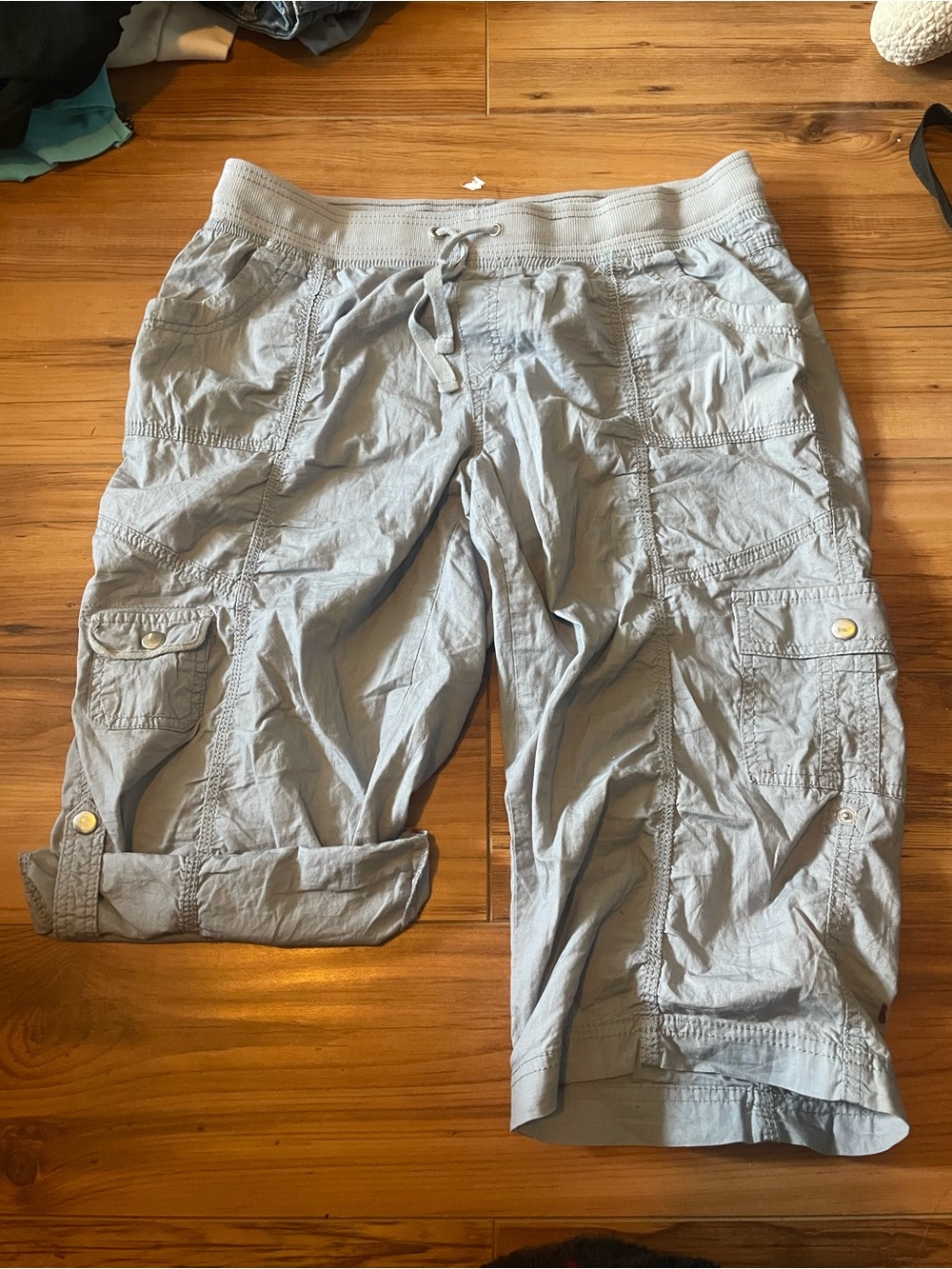 Y2K capris - Picture 3 of 5